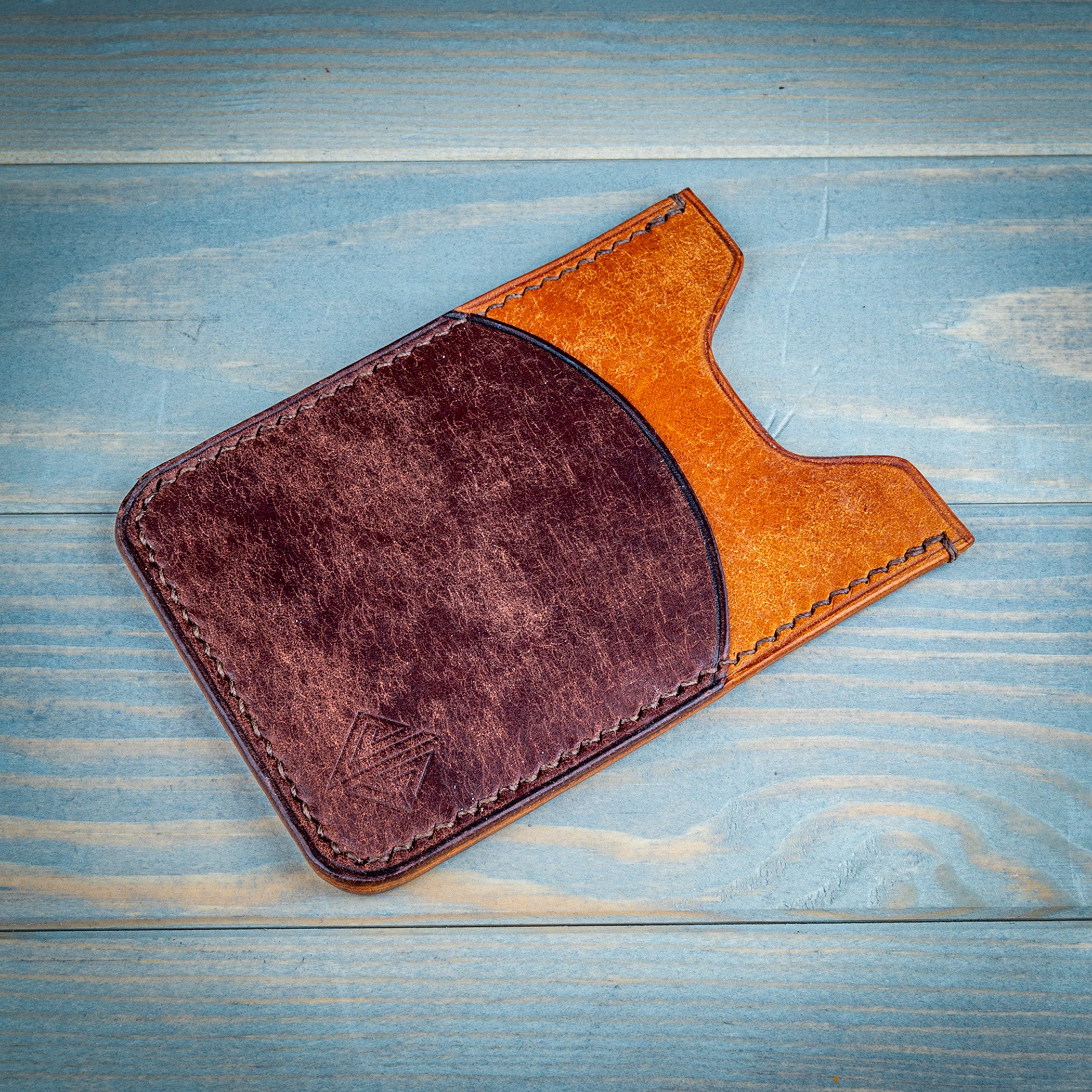 Vertical Sleeve No. 1 - Runda